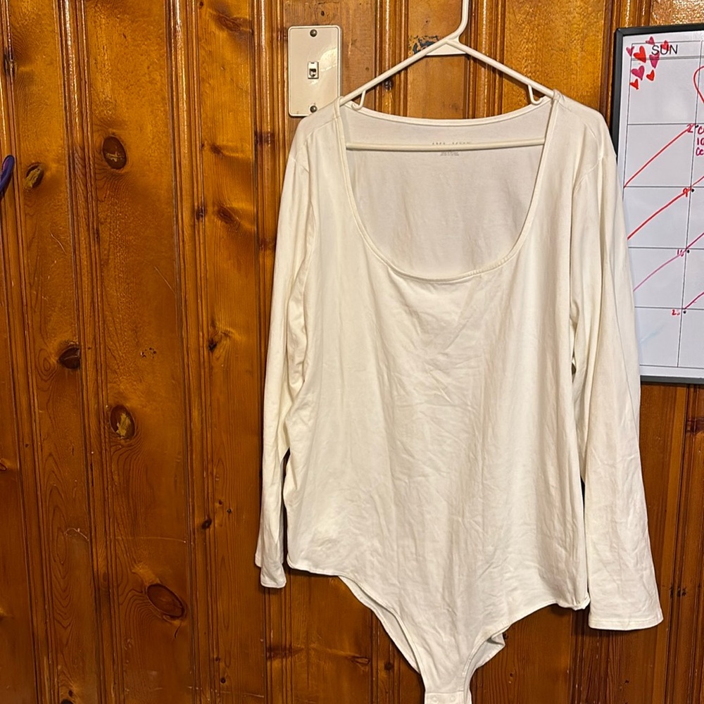Long sleeve bodysuit size 4x